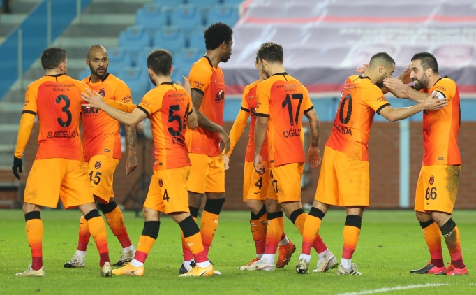 Galatasaray, Trabzon'dan lider d�n�yor!