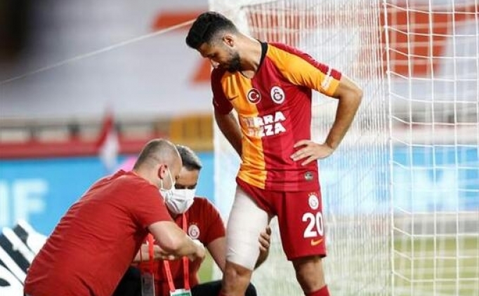 Galatasaray'da Emre Akbaba iin sakatlk aklamas