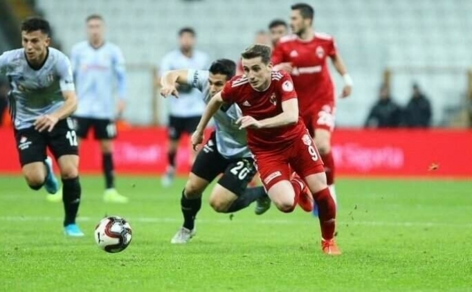 G.Saray'n gndemindeki gen futbolcu hat-trick yapt!