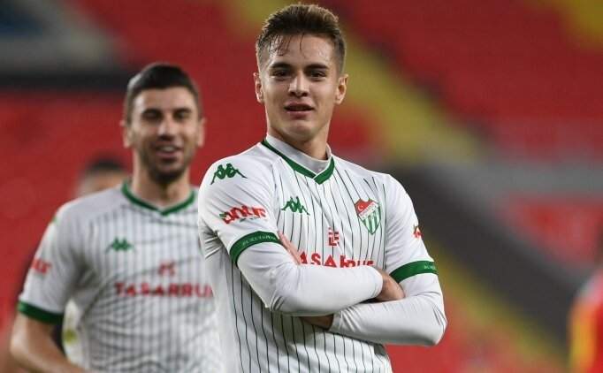 Trabzonspor, bir zamanlar be�enmedi�i Batuhan K�r i�in devrede