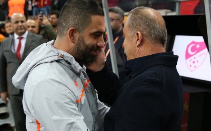 Arda Turan tepkisi; 'Siz hi hata yapmadnz m?'