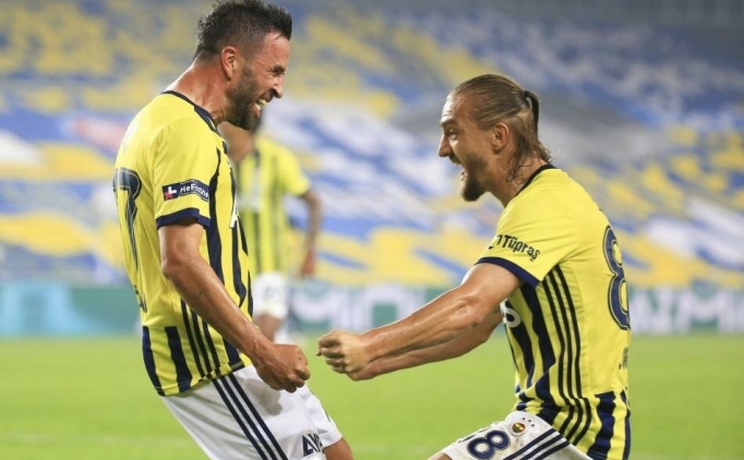 Rdvan Dilmen: 'Fenerbahe'ye Vedat Muriqi lazm'