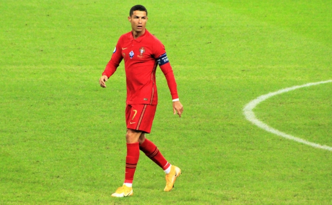 Cristiano Ronaldo, koronavirse yakaland!