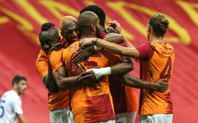 Ryan Babel: 'Gerrard'� yeniden g�rmek iyi olacak'