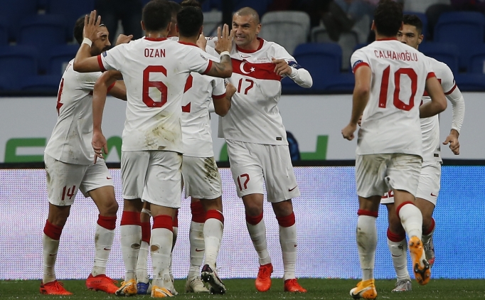 T�rkiye - S�rbistan: �lk 11'ler