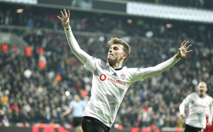 Beikta'ta Adem Ljajic'in son ans!