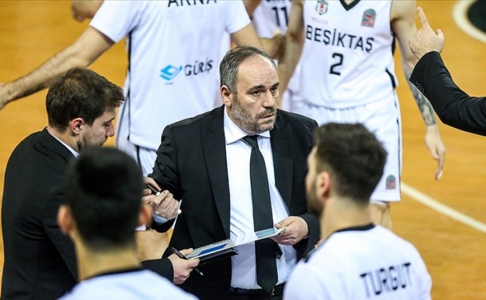 Beikta Baantrenr Ahmet Kandemir: 'Basketbol devrimi yapmaya alyoruz'