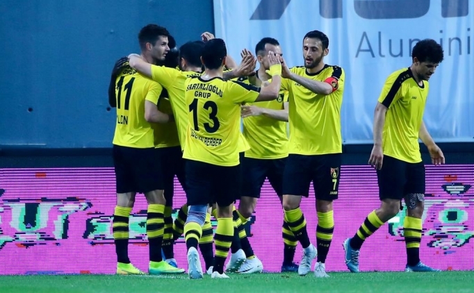 Süper Lig'in 22 takımla oynanması için TFF'ye çağrı!
