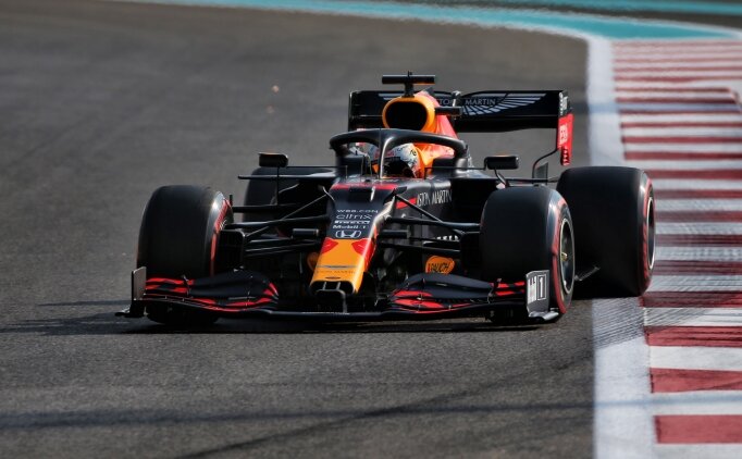 Formula 1'de kapan��� Verstappen yapt�!