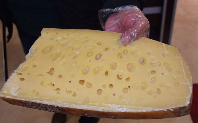 Yaylalardan gelen do�al lezzet 'gravyer' iftar ve sahur sofralar�n� s�sl�yor