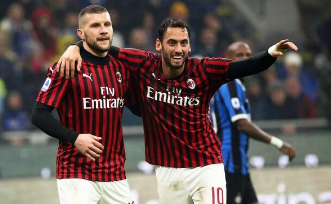 Hakan �alhano�lu: 'Bu �ekilde antrenmandan keyif alm�yorum'