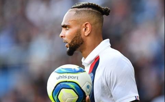 PSG, Kurzawa ile 4 yıl sözleşme imzaladı