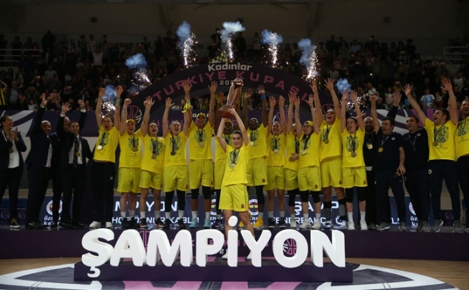 Fenerbah�e'nin yar�m kalan sezonu