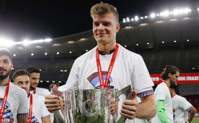 'Alexander S�rloth i�in bize transfer teklifi getirme'