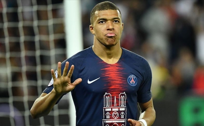 Kylian Mbappe: 'Gelecek sezon da buradaym!'