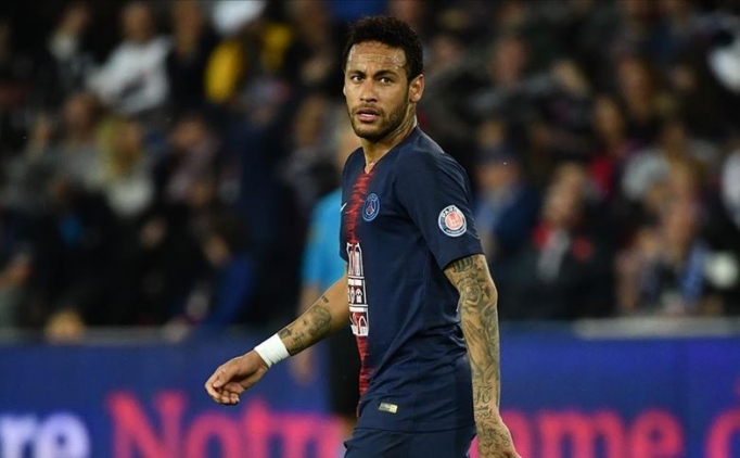 PSG, Neymar i�in Barcelona'dan iste�ini belirledi