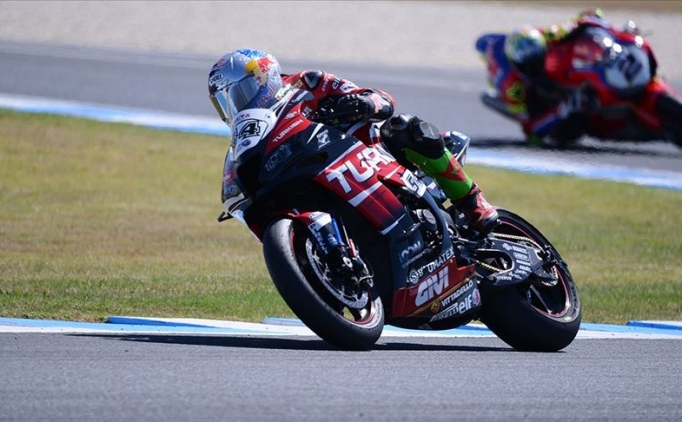 Toprak Razgatl�o�lu, �spanya'da podyuma ��kt�!