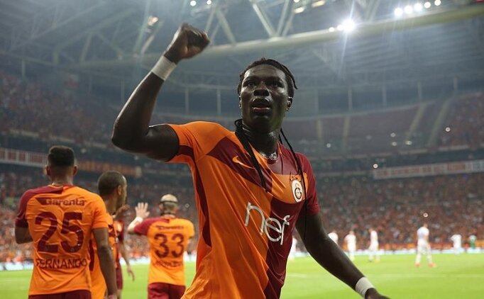 Frans�z golc� Gomis'ten ramazan mesaj�