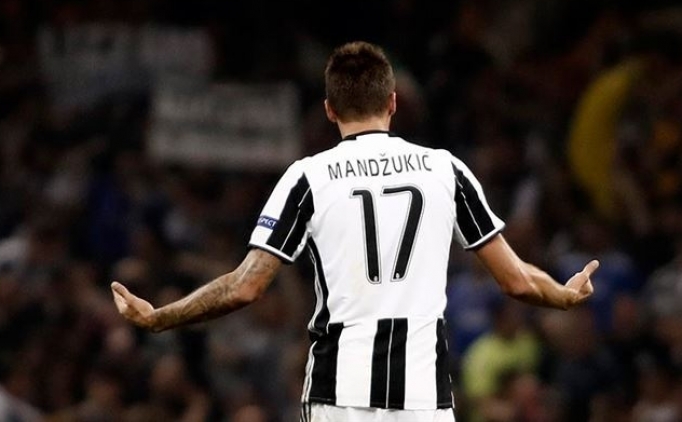 Beikta & Mandzukic flrtnde son durum ne?