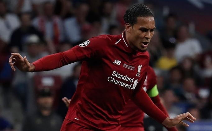 �mer Bayram: 'Annemin kuru fasulye - pilavlar� van Dijk'a yarad�'