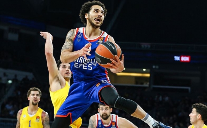 Anadolu Efes-Frutti Extra Bursaspor ma�� ertelendi