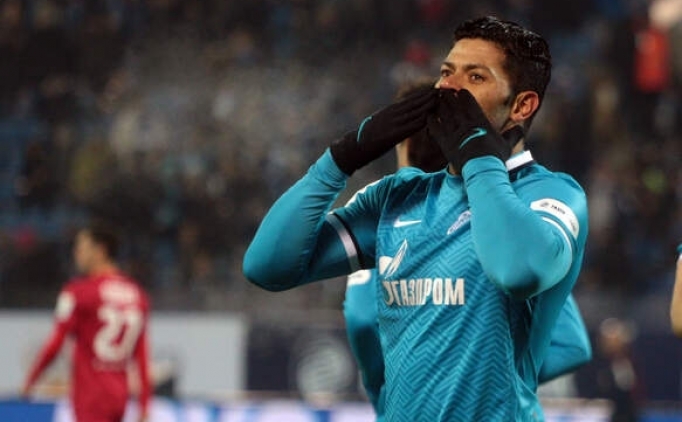 Hulk'a Flamengo ve Mineiro teklif yapt�