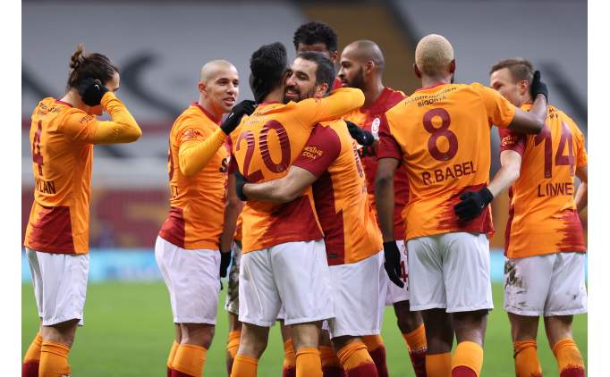 Galatasaray, 6 golle tekrar moral buldu!