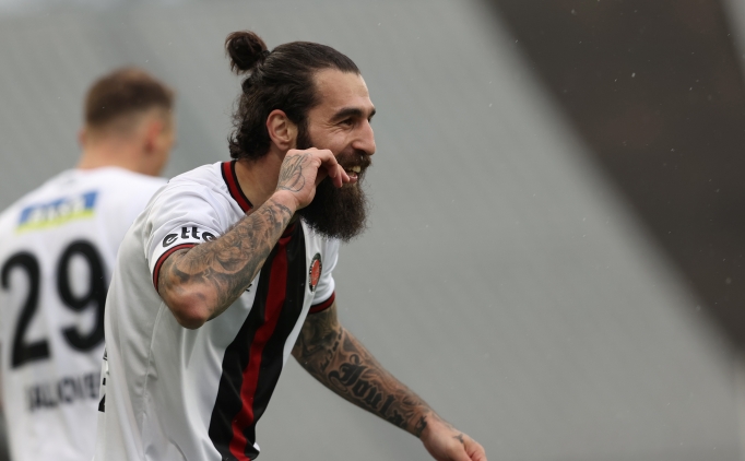 Karag�mr�k, Kayserispor'u 3 golle u�urlad�!