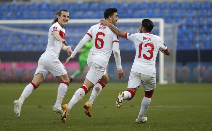 Premier Lig'deki 4 milli futbolcu Karada� ma��nda yok!