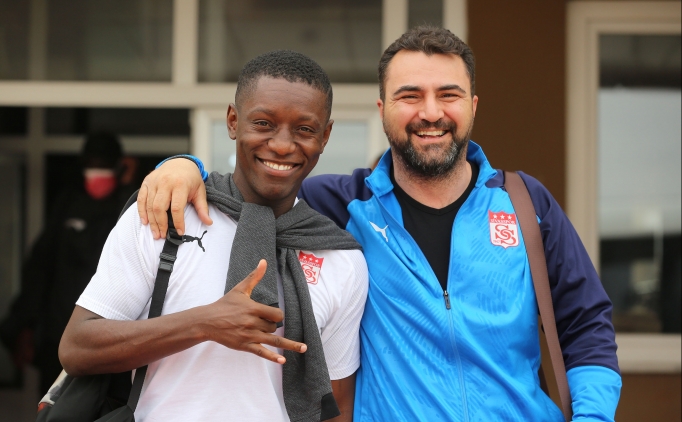 Sivasspor, Antalya'ya gitti