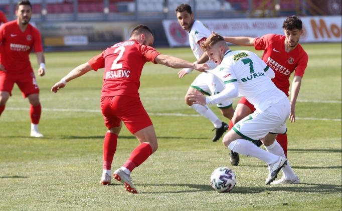 Bursaspor, �mraniye deplasman�ndan eli bo� d�nd�