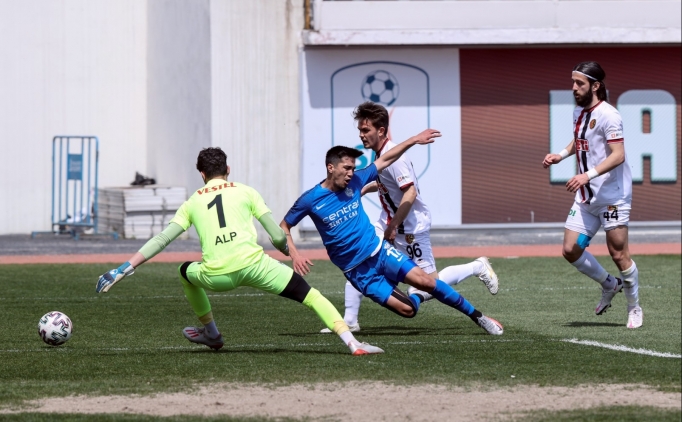 Tuzlaspor'dan Es-Es'e farkl� tarife