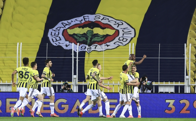 Fenerbahe, Kadky'de seriye balad