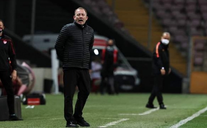 Galatasaray'dan Beşiktaş'a Ganyan ve at göndermesi