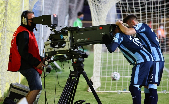 S�per Lig'e y�kselen iki tak�m belli oldu