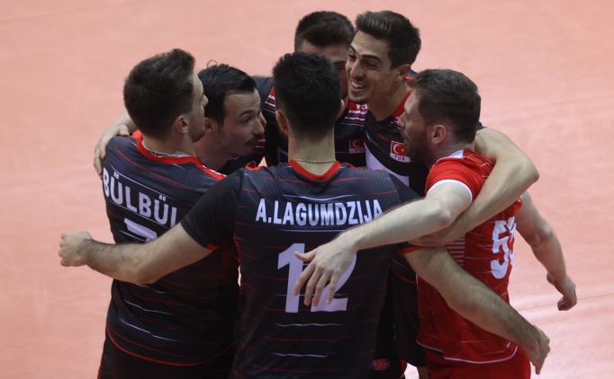 Milli Tak�m 6'da 6 ile D�rtl� Final'de!