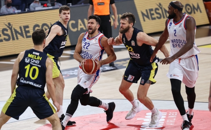 Anadolu Efes - Fenerbahe 2. mata kar karya