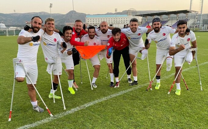 Ampute Futbol Milli Tak�m�, Polonya'da yeniden tarih yazmak istiyor