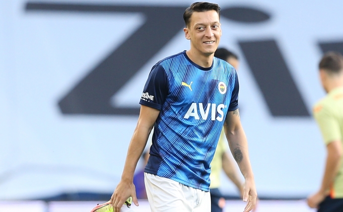 'Mesut Özil yoksa, demek oyun sistemi de dinlendirilmiş!'