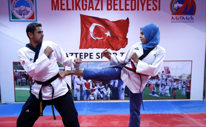 ��itme engelli milli tekvandocu karde�lerin hedefi d�nya �ampiyonlu�u