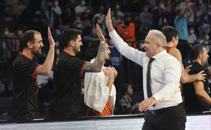 Ekrem Memnun: 'EuroLeague �ampiyonu bir tak�m� yendi�imiz i�in mutluyuz'