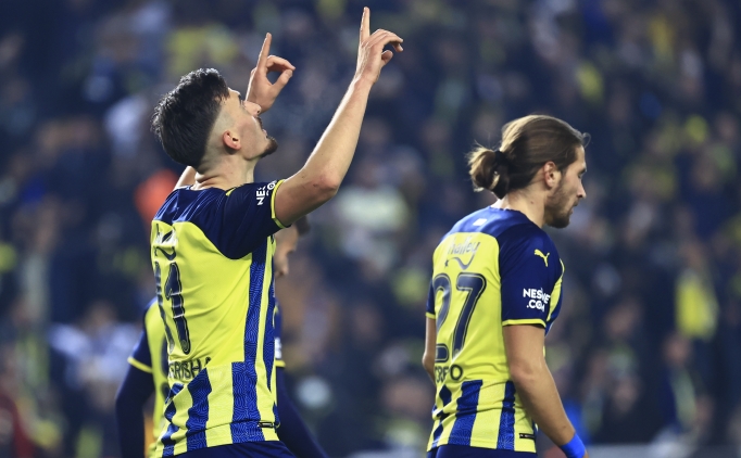Fenerbah�e'de Berisha ge� a��ld�