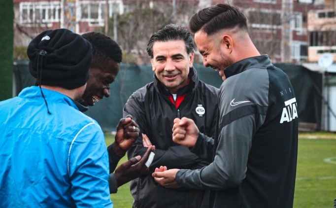 TFF 1.Lig'de dev ma�: Altay - Adana Demir