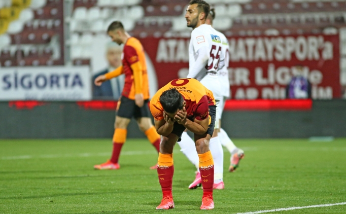 Galatasaray taraftar, Falcao'yu sildi! 