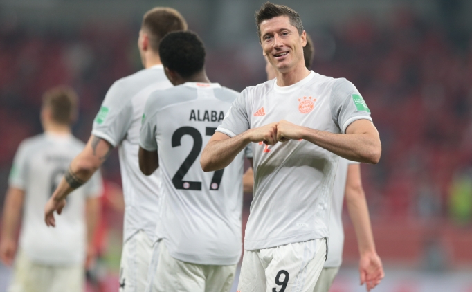 Lewandowski, tarihi rekoru egale etti