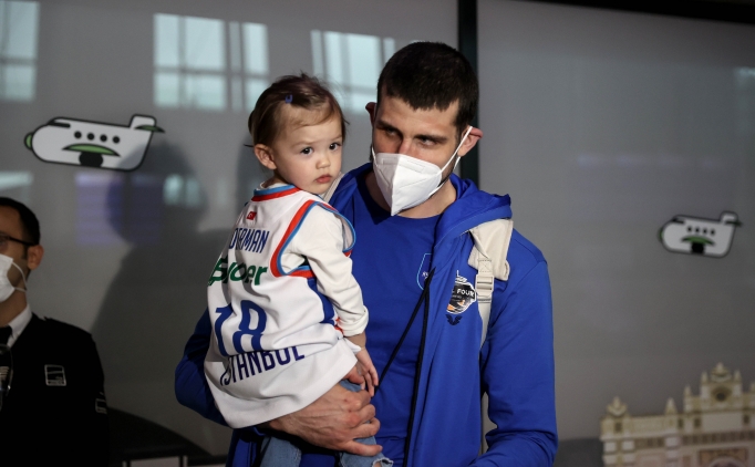 Adrien Moerman: '�u an YouTube'taki en iyi i�erik; A Padlock in Cologne!'