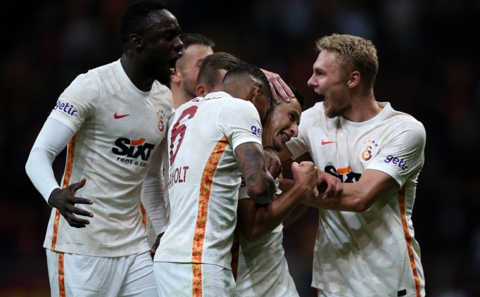 �aykur Rizespor - Galatasaray: �lk 11'ler