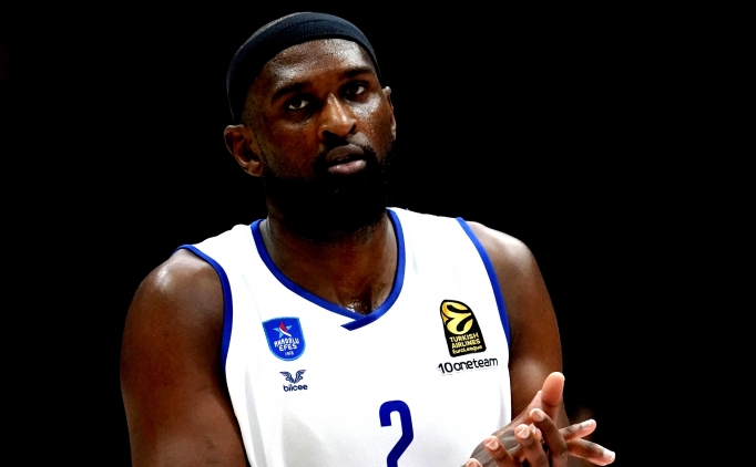 Anadolu Efes'in 'Iron Man'i: Chris Singleton!