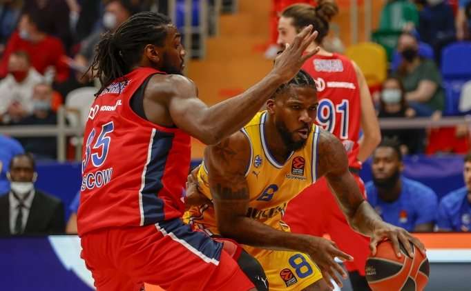 CSKA Moskova, Faried'i gnderdi!