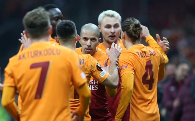 Adana Demirspor - Galatasaray ma�� canl� olarak Tuttur'da